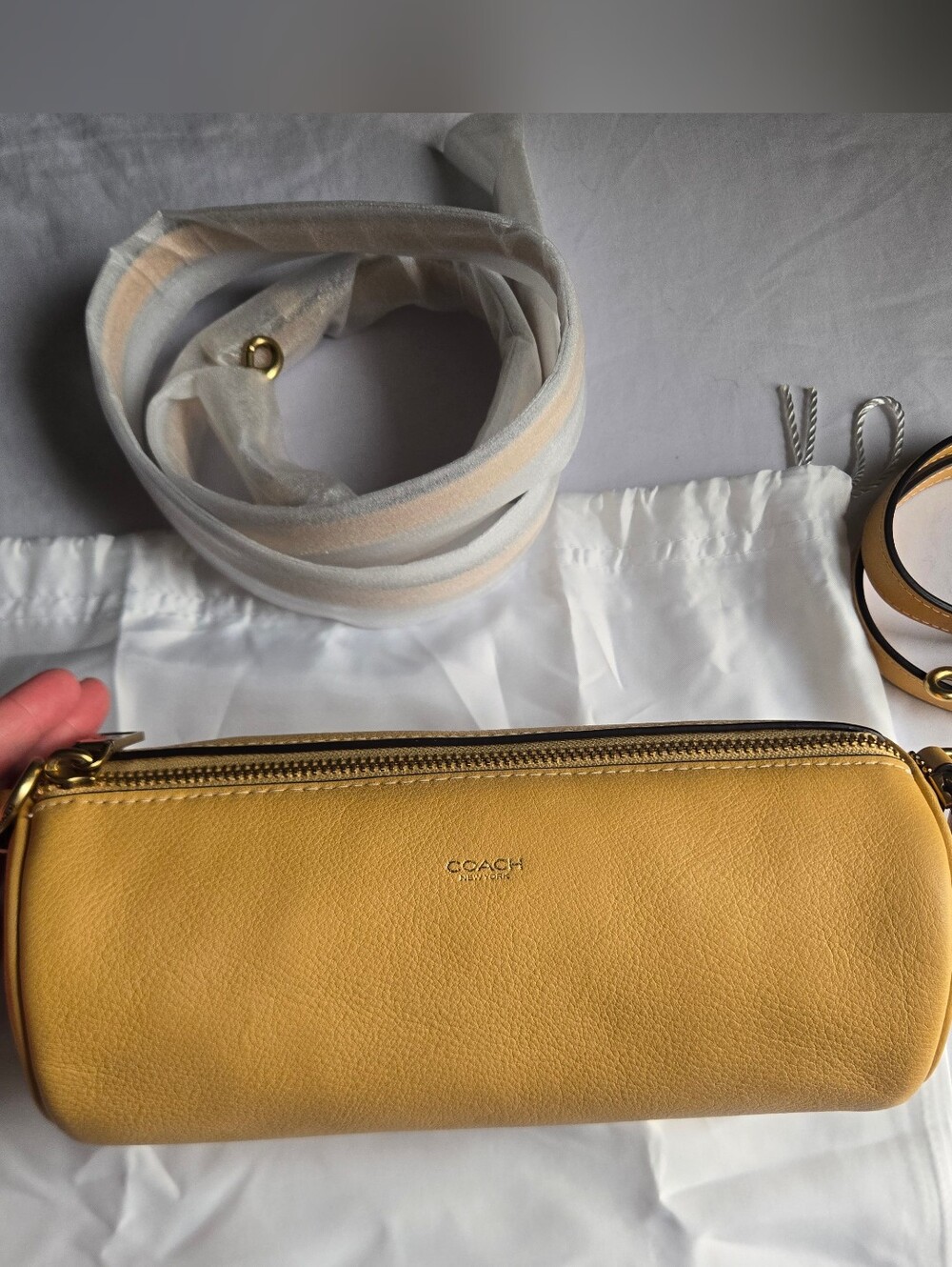 New COACH Vanilla Barrel Bag